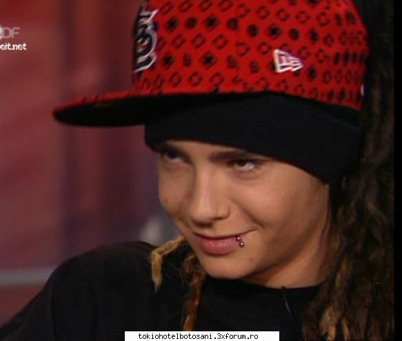 poze tomy comice ochii mei shi spune-mi gandesc