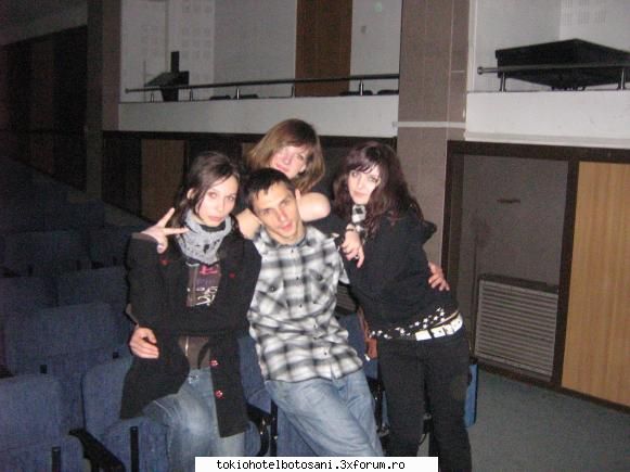 photos with fete aveam chef poza) &nbsp; &nbsp;