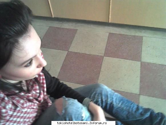 photos with scoala suparata ;..ma gandeam prost