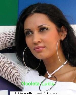 eu,tu si...el! nou fic de-al meu,scris din lipsa ocupatie tanara care vede nimic bun viitor ptr avea