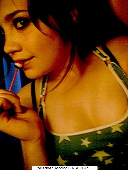 photos with akdik lollipop