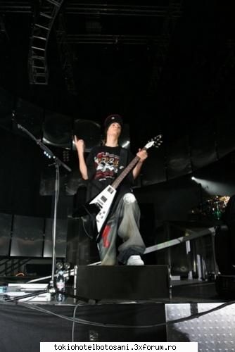 the edge acum droga din trece prin fara droguri, cred este cel mai bun fic &nbsp; astept &nbsp;