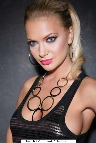 **mama vitrega** poza karla schimbata