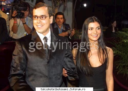 meine schmerzen zur�ck femeie capul umeri.isi iubea enorm fiica sotul era perfecta pierre-un barbat