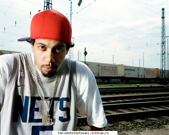 samy deluxe socred a-ti auzit niste melodii adevarate hip-hopmi pare hip-hop-ul german cel mai