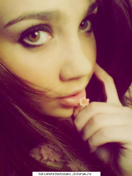 photos with acolo spatele frumy esti bia pune poza care