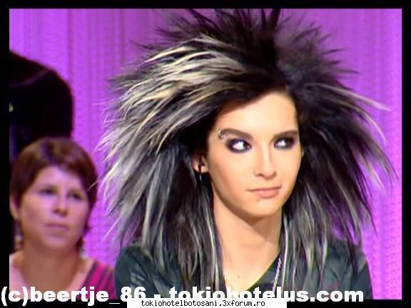 poze tomy comice reporter: bill! fanele intreaba daca vrea una din roschata aceea &nbsp; &nbsp;