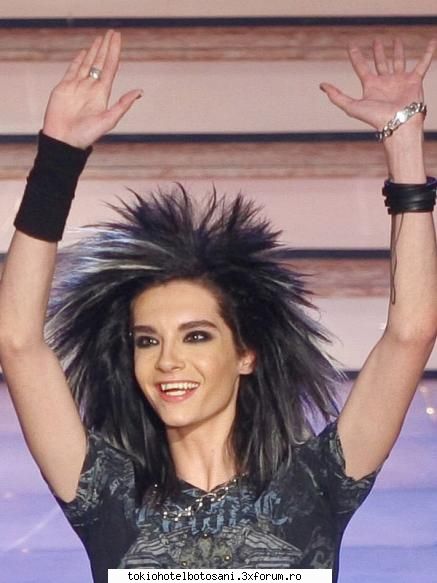 poze bill: bine,bine fetelor predau!!! faceti vreti mine