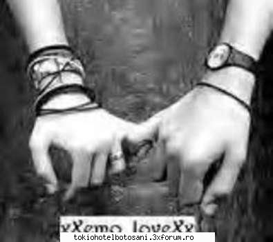 prieteni prietenii falsi: niciodata nu-ti cer adevarati: din cauza lor mai falsi: adreseaza