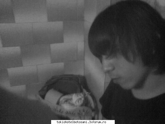 eddys ador poza asta