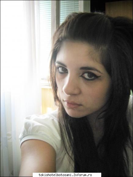 tatyanna nici m'as vedea altfel ...decat parul lung !deobicei modific din ele plus&nbsp; bag lumina