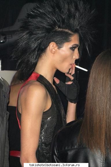 poze bill&tom again bill smoking