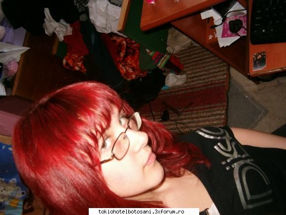 photos with asa acum rosu