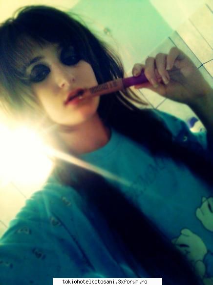 poze noi:x asa arat cand dorm &nbsp;