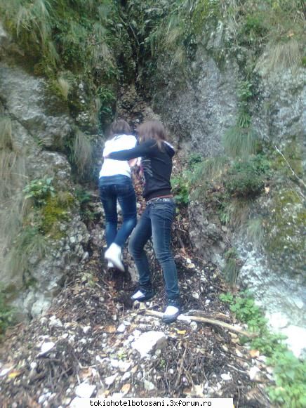 hallo ^_^ iuppi reusit urc...mai greu coborare ...