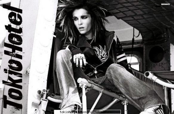 ati vrea schimbati forum? luam poza cool&nbsp; shi modificam scriem ex: romnian fans from tokio