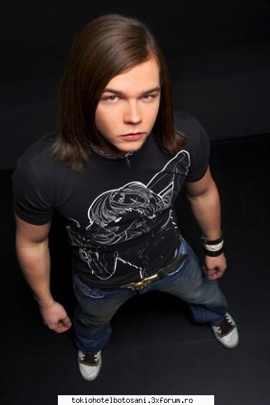 mie chiar epare frumos georg are niste ochi...