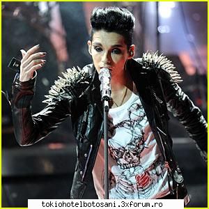 pozzze th(pe scena):x [img]