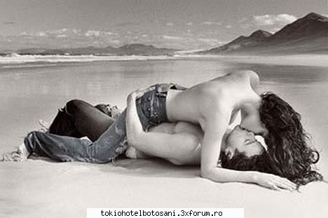 otravit... zilele urmatoare trecura atat pentru alice cat pentru bill. mai avea doar doua concerte.