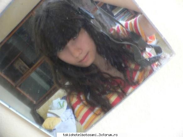 miku aici vede mai claraia poza acum jumasta asta vara cand eram tara