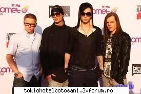 viata m-a pus incercare nenumarate ori sunt momente care spun mai pot viata mai are nici rost pentru