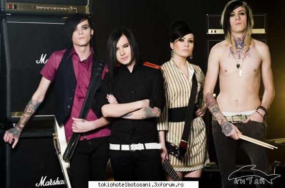formatia kit-i kit-i este formatie din rusia tokio hotel cinema formatiei sunt: este vocalist bass),