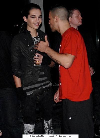 poze bushido: moama vezi bill path tare...hai probam? bill: mdea..a? &nbsp; ce?..oh &nbsp;