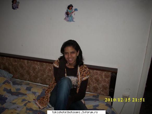 rose totusi pot pune mai multe poze deodata?