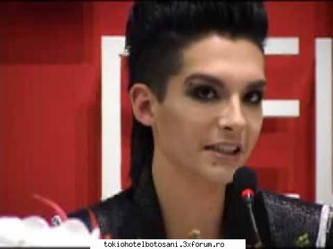 bill kaulitz 2011 chiar voiam aud imi place chiar tot bill...in niciun caz voi renunta plac doar lui