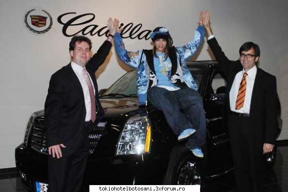 poze tomy comice tom:hai dam mana mana....sa luam masina... Admin:)