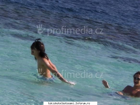 vacanta maldive ehe...:p Admin:)