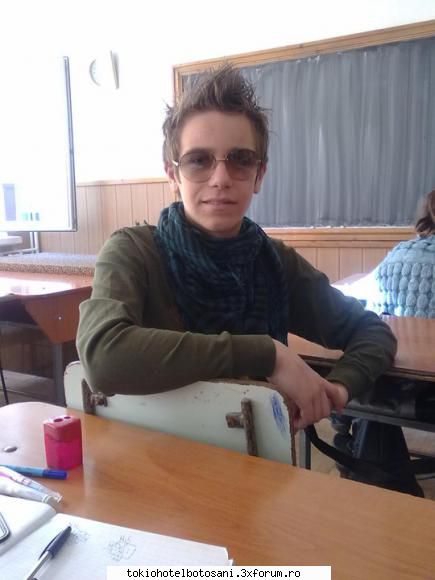 poze prieteni nostri sau persoanele care plac cand vazut topicul prima data aveam sau cineva care