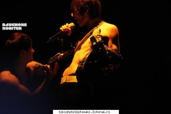 b2st. (beast) da.&nbsp; totusi, revenim hyunseung, om.&nbsp;