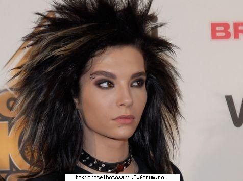 poze hmmm....ce uita ala asha mine??? vre-un cosh fata?