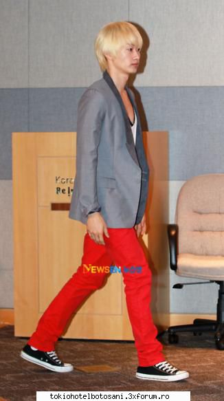 vreau poza. vreau poza donghae