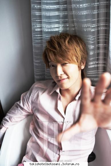 hot not. asta este doar parere ta, pur simplu par hot.not, mai mult dragalas.