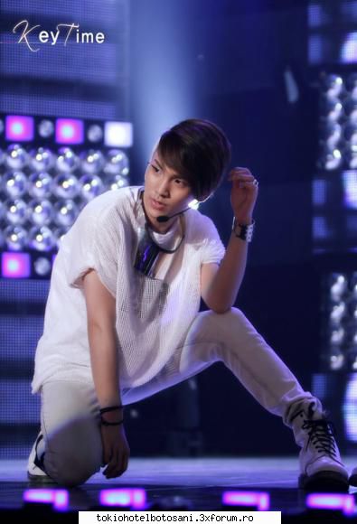 vreau poza. vreau poza miyavi