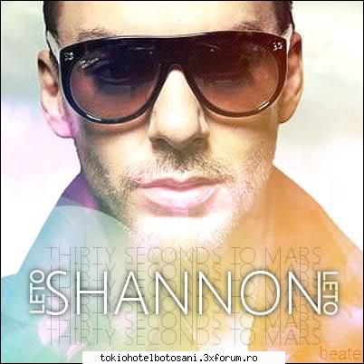 what the fuck! bill blond! =))) acum fiind critic moda: pantalonii sunt groaznici, sunt din sezonul