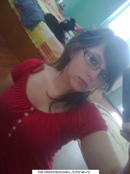 mada spune heloo! acum adevarata mea forma: