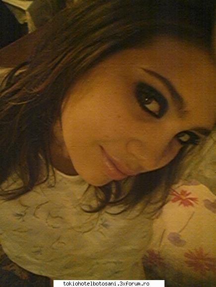 eye-liner like bill! gata ultima mai pun