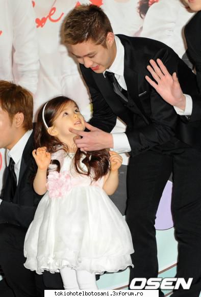 mblaq sincer, facut fel locul lui joon nici mi-as cerut mi-a placut cand l-a trezit joon i-a spus