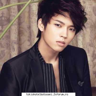 vreau poza. vreau poza hun.