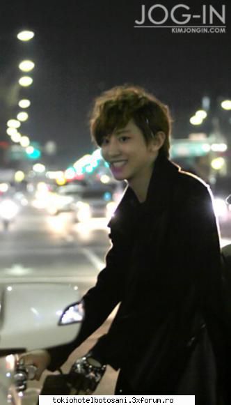 exo exo deci omul asta are fata asa amuzanta