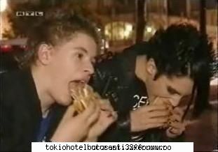 poze georg sau gustav:maa s`a lipit limba vezi uite mai fraaate astea decartam intregi vezi tin