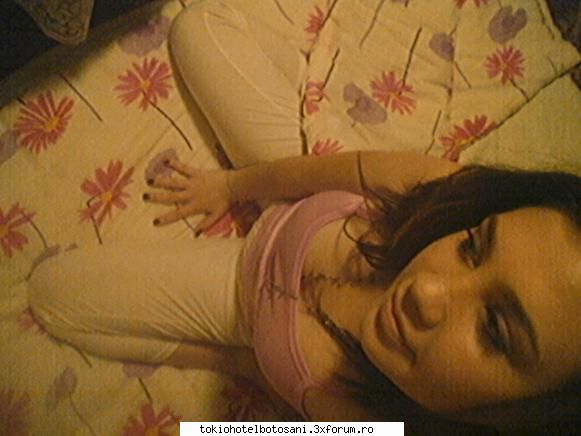 photos with bill sara face tom ...?&nbsp; &nbsp; place poza