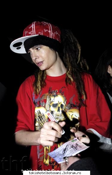 poze tomy comice tom: draga vrei autograf lasa ieri sau hai mai stai rand iti prind flegma acuma