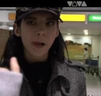 poze bill:mai ciocolata am?