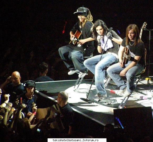 poze tomy comice tom: fii atent bill proasta aia doamne mai blonda vazut viata meabill: mai uite