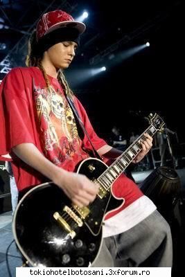 pozzze th(pe scena):x &nbsp; venit nebuna mea colegutza mea fel zuza bill scena hop tom aici&nbsp;