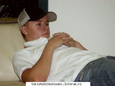 fun with gustav guss: off..ce enerveaza stia ..iar dus club fara mine